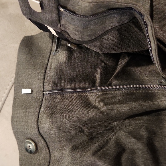 [Perry Ellis] Gray Dress Pants - Size 34x30 - Picture 4 of 7